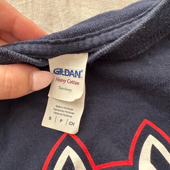 uconn long sleeve tshirt - Picture 3 of 3